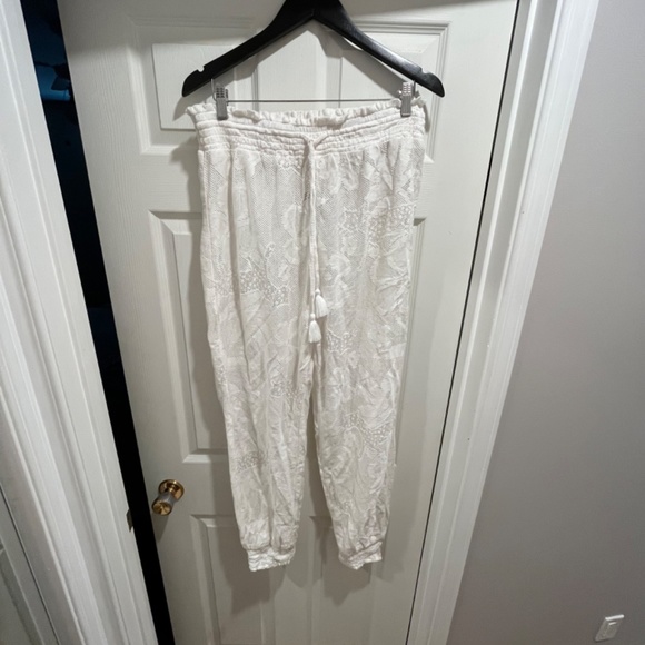 Aerie Beach Joggers - NWT - Picture 2 of 6